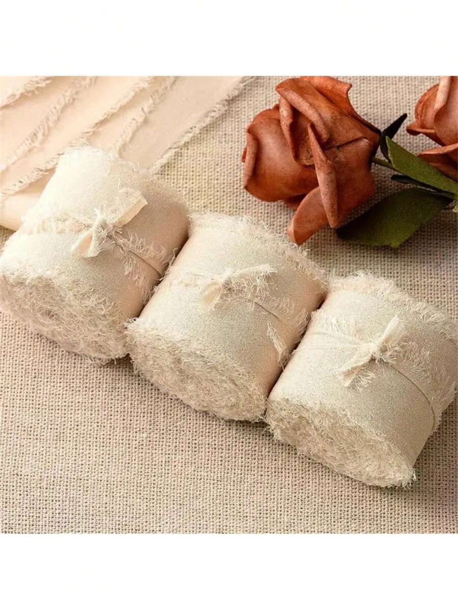 SHEIN 1/2/3 Stück 4cm x 500cm Chiffon Schleife - Weiche dekorative Stoffbänder für Geschenkverpackung, Hochzeitsdekoration, Sträuße, Geburtstagsparty, Blumenarrangements, DIY-Basteleien, Weihnachtsschleifen, Geschenkverpackung für Feiertage (Champagner Gold, Elfenbein, Weiß)