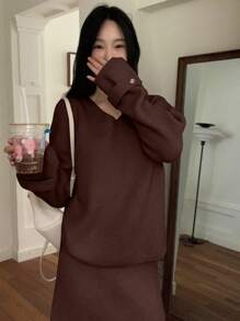 DAZY 女士纯色长袖毛衣和针织裙休闲两件套，适合情人节、秋季服装