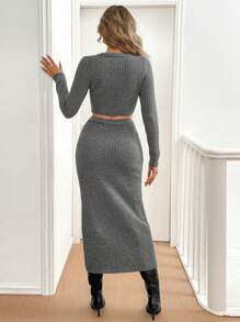 SHEIN VCAY 2 pezzi/Set donna, colore tinta unita, top girocollo con coulisse in vita, gonna longuette a vita alta con spacco, in maglia, outfit da vacanza - Grigio Scuro - Visualizzare 2