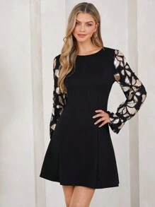 SHEIN Clasi 修身圆领花袖女式连衣裙 - 黑色 - 查看 6