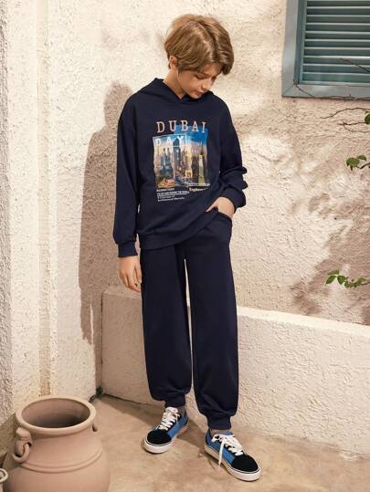 SHEIN 2 Paquetes de conjunto de sudadera con capucha holgada y pantalón entallado con escena divertida para niños, adecuado para la escuela y el uso diario, ideal para el Día de San Valentín