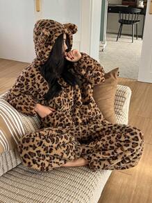 DAZY 法兰绒豹纹连帽连体衣，饰有可爱耳朵，保暖冬季睡衣，内衬保暖层，适合秋冬季节，蓬松舒适 - 摩卡棕 - 查看 6