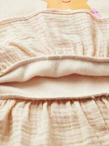 THE HAPPY LOOK Young Girls Cute Star Print Beige Drop Shoulder Sweatshirts With Ruffle Hem, Casual Everyday Whimsical Style - Beige - View 5