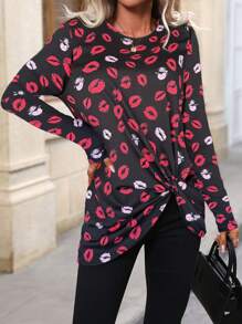 SHEIN LUNE Camiseta de manga larga de cuello redondo con estampado de labios y bajo retorcido, de estilo casual para mujer