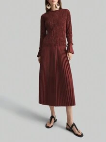 Ontre 棕红色超大波西米亚风女装连衣裙，2025新款春季时尚女圆领长袖褶饰装饰，红色春装，情人节长袖连衣裙