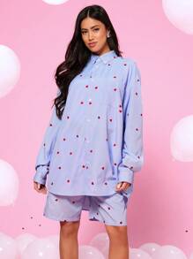 Manfinity VCAY طقم قميص أكمام طويلة فضفاضة ذو شرائط عمودية مطرزة بشكل قلب، وشورت واسط متوسط مستقيم القصة، مناسبة للجنسين - أزرق فاتح اللون - مشاهدة 6