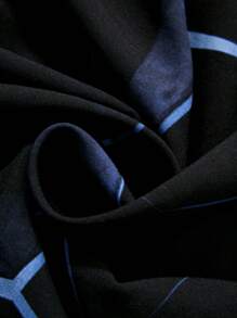 Manfinity LEGND 大码男士几何印花长袖单排扣休闲衬衫，适合秋季