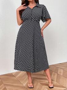 SHEIN Clasi Sukienka z krótkim rękawem i falbaniastym kołnierzykiem w dużym rozmiarze na lato