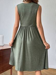SHEIN Vestido de lactancia con cuello redondo sin mangas con nudo retorcido para maternidad