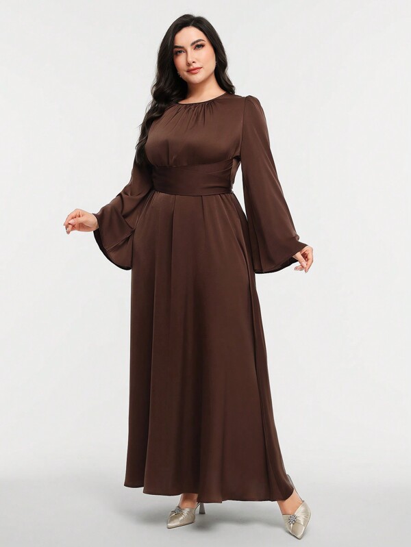 Veilorie Robe élégante arabe modeste pour femmes de grande taille, col rond, manches évasées à volants, couleur unie