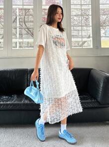 DAZY 2 件女装套装：印花中长款宽松圆领 T 恤 + 蕾丝细肩带连衣裙 - 米色 - 查看 9