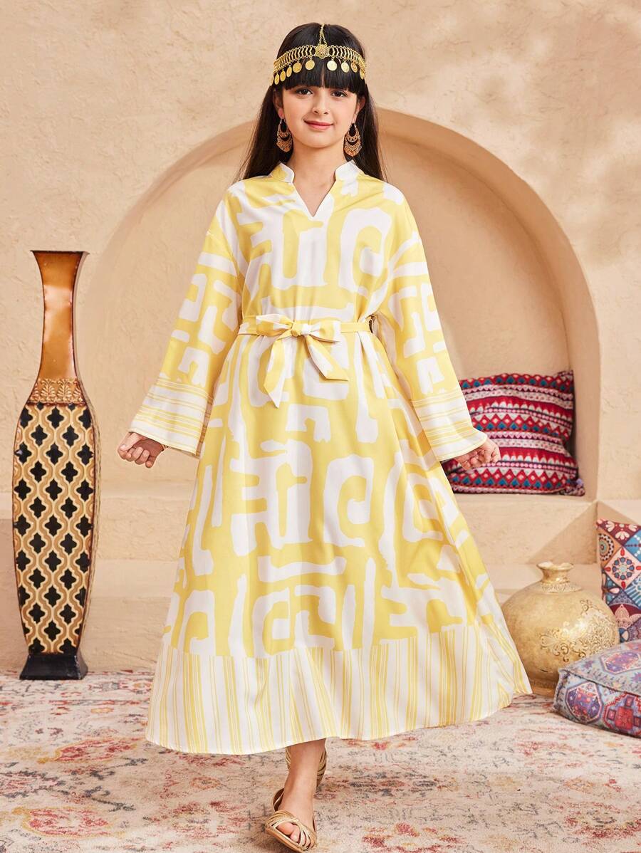 SHEIN Tween 女童宽松休闲立领几何图案长袖中长连衣裙 - 白色 - 查看 1