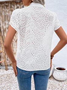 SHEIN LUNE Blouse femme à col en V ajouré, avec broderie florale sur les manches bouffantes. Idéale pour le printemps et l'été. - Blanc - Voir 2