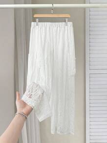 Flirla 新款蕾丝面料设计抽绳腰部宽松宽口袋女式工装裤，垂坠透明面纱 - 白色 - 查看 1
