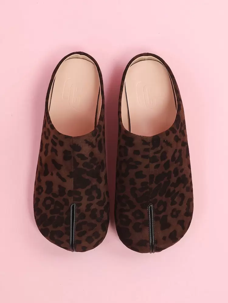 CUCCOO DOLLMOD Casual Leopard Print Women's Soft Toe Separating Shoes, Personalized Comfy Flat Mules Slip-On Loafers Valentine's Day