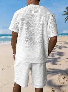 Manfinity RSRT Men Casual Round Neck Short Sleeve T-Shirt And Pockets Shorts Set, Holiday Suit Men's Vacation Clothes Vacation Clothes