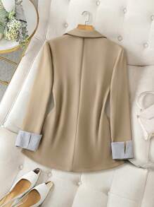 Regalyn Veste pour femmes grandes tailles printemps/été en tissu tissé, col revers, épaules droites, manches longues avec poignets, imprimé de rayures et patchwork. Élégante et décontractée, confortable et polyvalente pour les vacances, les rassemblements, les voyages et bien d'autres occasions. Tissu de qualité, design distinctif, excellent rapport qualité-prix.