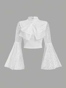 SHEIN MOD Femme grande taille Top en dentelle à manches volantées blanches avec grand nœud, romantique pour rendez-vous, décontracté chic pour femmes, croisière, style années 90, gothique, mode coréenne, automne, tenue de bureau, Corpse Bride, dîner, anniversaire, Top pour homecoming, col roulé blanc, chemisiers pour le travail, style féérique, old money - Blanc - Voir 1