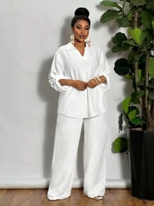 Slaydiva Plus Size Woman 2 Pieces All White Outfit Set: Loose Solid White V-Neck Casual Blouse & Straight Leg Pants, Lightweight Semi-Sheer Woven Fabric, Suitable For Spring/Summer Daily/Holiday Wear