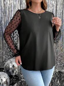 SHEIN LUNE Blusa casual y sexy con mangas abullonadas, empalmado en negro, malla con diseño de corazón, talla grande, para el Día de los Enamorados - Negro - Ver 3