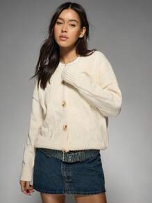 MISSGUIDED Chunky Cable Knit Button Front Cardigan Classic Winter Fall Layering Sweater Ribbed Hem Cuffs Casual Cozy Outerwear - Apricot - View 1