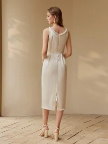 MOTF PREMIUM VESTIDO DE TIRANTES CON DETALLE DE PERLAS FALSAS Y BAJO DIVIDIDO