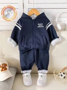 SHEIN Bộ 2 món/Bộ quần áo nỉ dày họa tiết chữ màu xanh navy có dây rút có mũ trùm đầu cho bé trai/bé gái và quần dài thể thao, phong cách thường ngày của trường đại học, thích hợp mặc ở nhà, đi chơi và giữ ấm trong thời tiết lạnh - Màu xanh hải quân - Xem 4