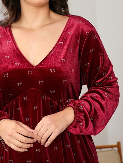 SHEIN LUNE 红色新年天鹅绒蝴蝶结亮片V领束腰大码连衣裙情人节长袖连衣裙心形情人节玫瑰