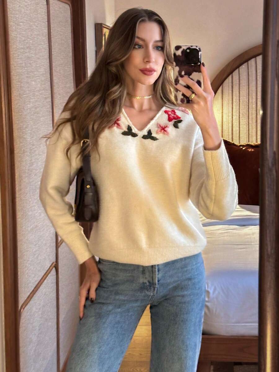SHEIN Unity 女士手工刺绣花卉V领套头毛衣，秋冬休闲针织衫 - 杏色 - 查看 1