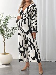 SHEIN Combinaison ample de maternité à imprimé graphique, jambe large, décolleté sexy - Noir et Blanc - Voir 1