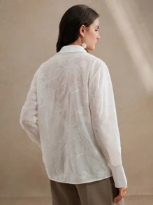 Anewsta 女士优雅法式刺绣领衬衫 - 白色 - 查看 2