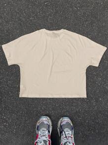 Manfinity Streetrush Camiseta corta y truncada para hombre, con patrón de diamantes de colores sobredimensionado, estampado de letras con patrón pequeño aleatorio, camiseta blanca suelta de estilo callejero INS