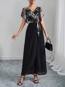 SHEIN Clasi 女士优雅浪漫花卉印花荷叶边袖 V 领拼接风格纯色阔腿连体裤，黑色长款