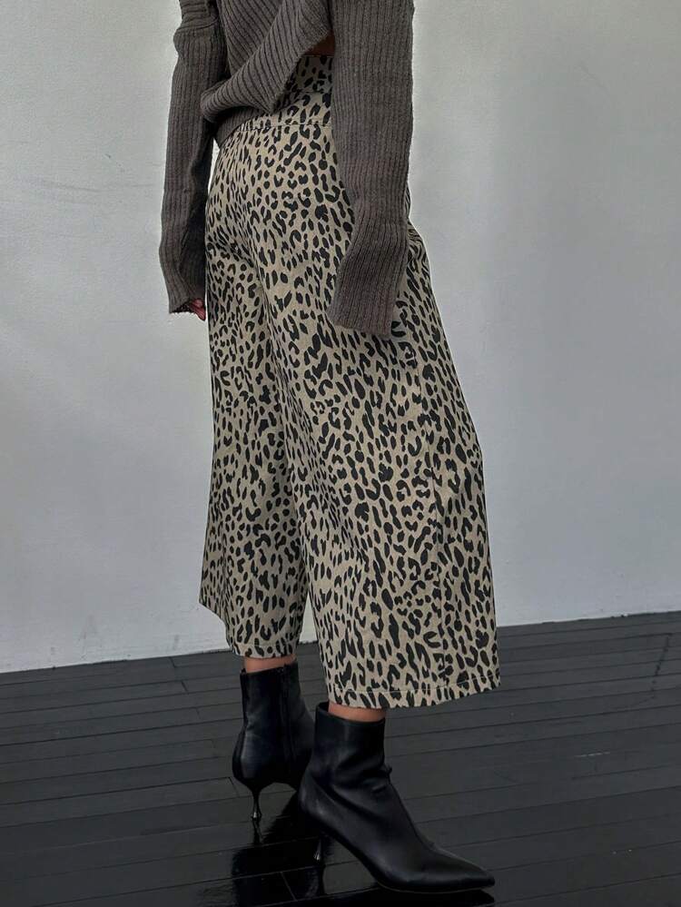Women's Loose Fit Leopard Print 3/4 Pants With Pockets Cheetah Print