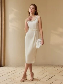MOTF PREMIUM VESTIDO DE TIRANTES CON DETALLE DE PERLAS FALSAS Y BAJO DIVIDIDO