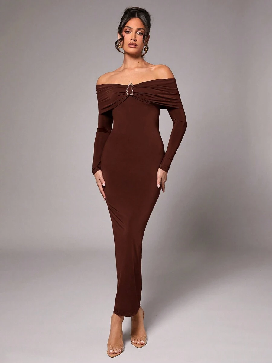 Silquee Vestido de fiesta elegante de hombros descubiertos midi para mujer, de manga larga, con decoración de hebilla metálica, color rojo vino y rojo tornasol, hecho de tela de punto elástica, adecuado para fiestas de cóctel, citas románticas, uso como capa en otoño/invierno, invitada de boda, dama de honor, fiesta formal, Halloween, Navidad - Café integral - Ver 1
