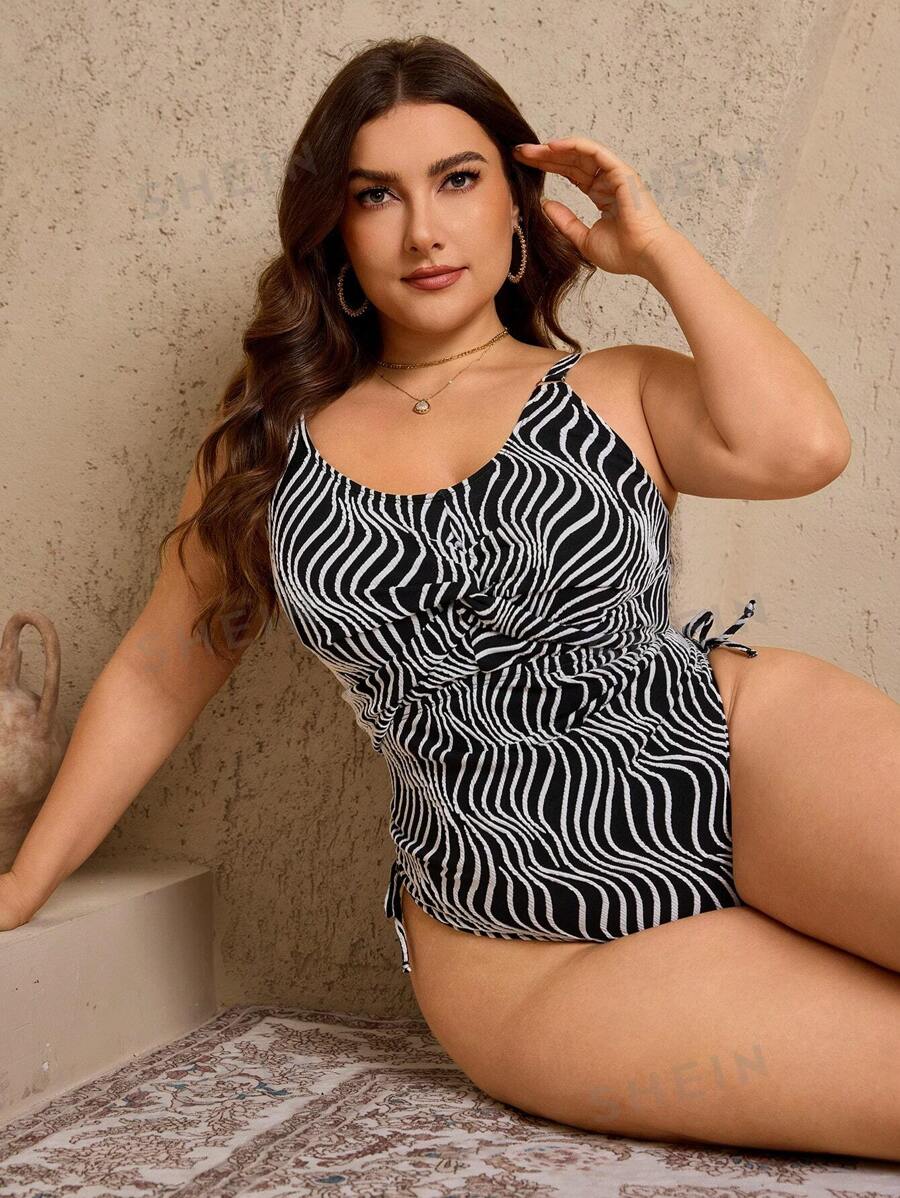 SHEIN Swim Curve 1 pieza Traje de baño de una sola pieza para mujer talla grande, con textura monocroma y rayas onduladas, para uso diario y vacaciones de verano