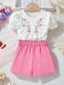 2 件套年轻女孩花卉印花圆领荷叶边下摆装饰短袖上衣和短裤套装，年轻女孩派对度假夏季服装