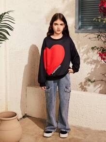 SHEIN 1 Stück Mädchen Rundhals Farbblock Lässig Pullover mit großem Herz, passend für jede Gelegenheit und das Valentinstag-Thema.