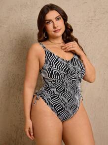 SHEIN Swim Curve 1 pieza Traje de baño de una sola pieza para mujer talla grande, con textura monocroma y rayas onduladas, para uso diario y vacaciones de verano