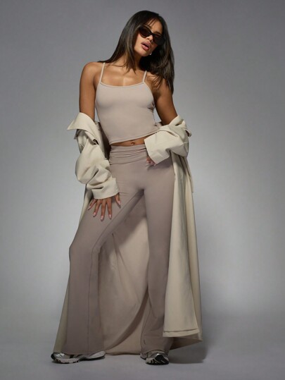 MISSGUIDED ملابس رياضية مجموعة قطعتين تتكون من بنطلون ذو خصر عالي وقصير وتوب قصير للياقة البدنية والتمارين الرياضية، مناسبة للخريف والشتاء، ملابس الشارع