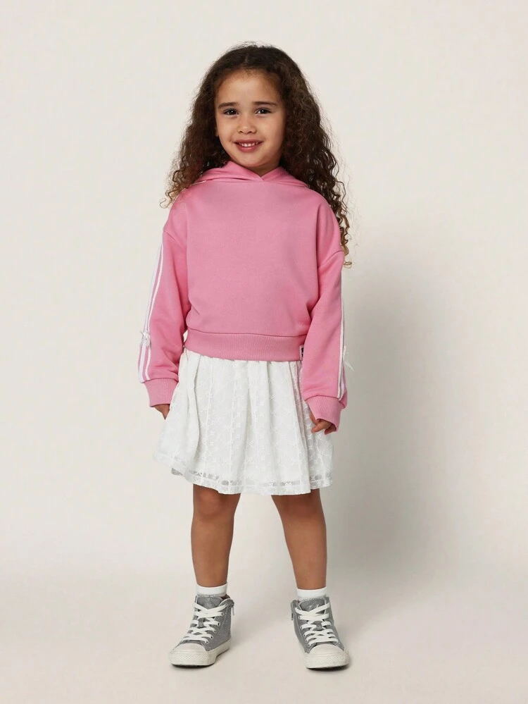 Sweatshirt-Hoodie-Kleid mit Schleifenakzent und Tüllrock