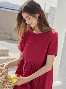 EMERY ROSE Women's Solid Color Crew Neck Short Sleeve Pleated Casual Long Dress - Burgundy - View 7