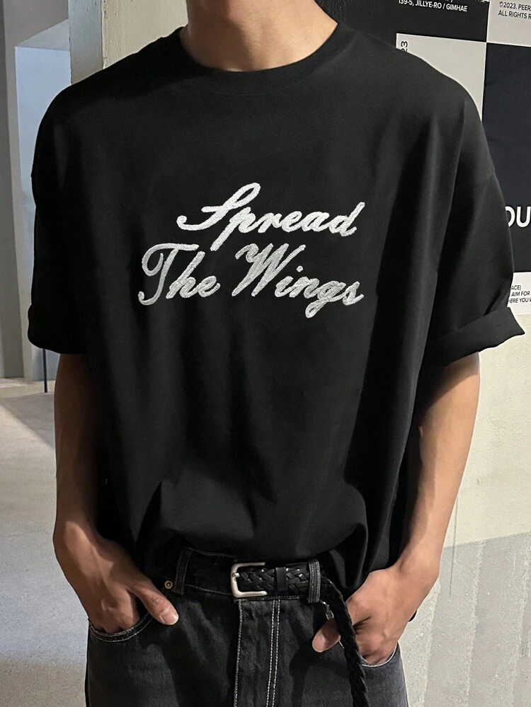 Men's Black Letter Embroidery T-Shirt, Minimalist Fashion Casual Daily Wear, Summer,Graphic Tees