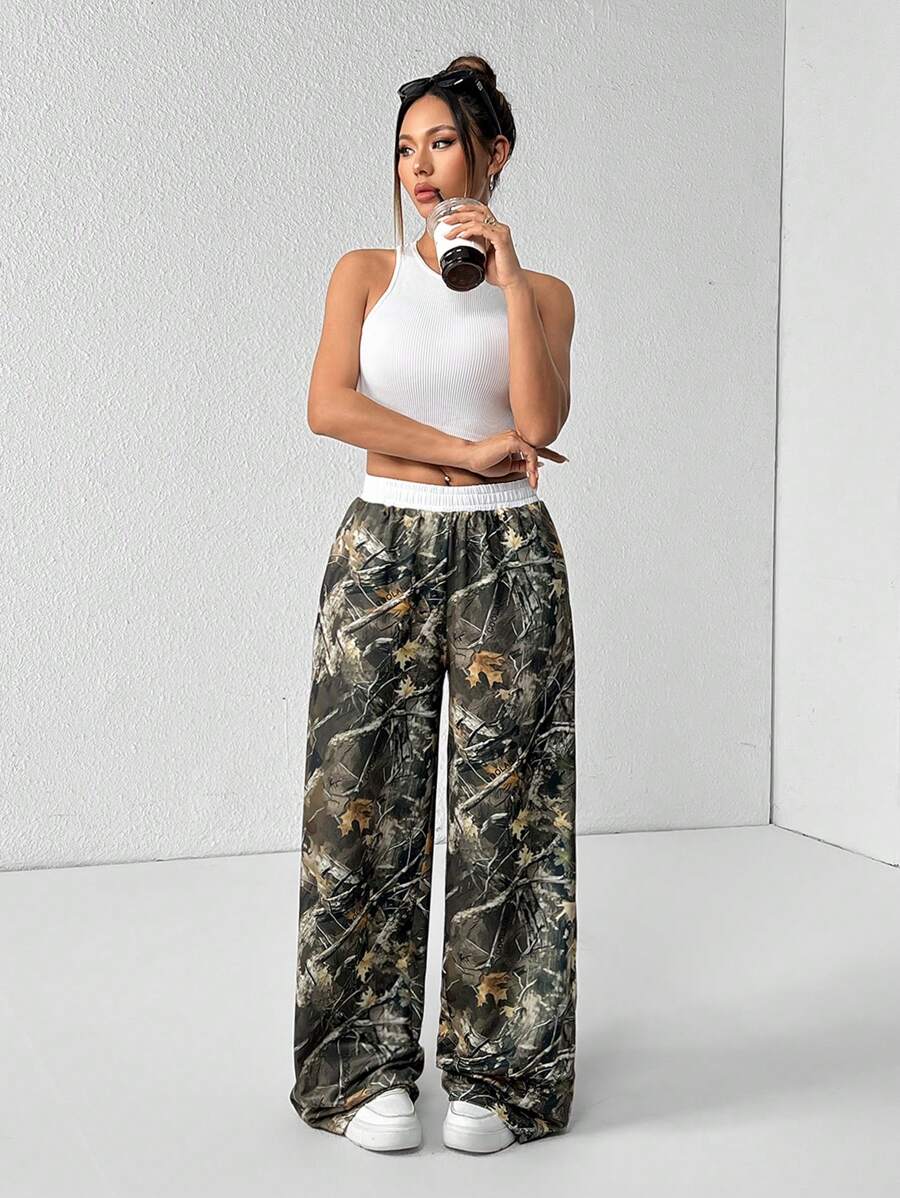 SHEIN PETITE 枯树迷彩印花白色撞色缝线腰带针织女式阔腿长裤和运动裤
