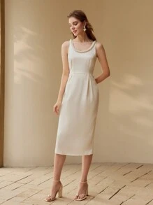 MOTF PREMIUM VESTIDO DE TIRANTES CON DETALLE DE PERLAS FALSAS Y BAJO DIVIDIDO