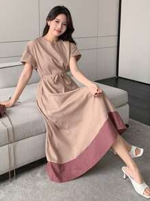 DAZY Damen einfarbiges Patchwork-Kleid mit rundem Ausschnitt, kurzen Ärmeln, einfaches Casual-Kleid, Sommerkleid, Maxikleid - Pink - Übersicht 1