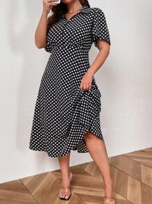 SHEIN Clasi Sukienka z krótkim rękawem i falbaniastym kołnierzykiem w dużym rozmiarze na lato