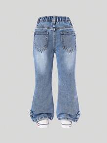 年轻女孩的破洞洗水牛仔喇叭裤配蝴蝶结装饰，时尚年轻女孩 - 淺色水洗藍 - 查看 2