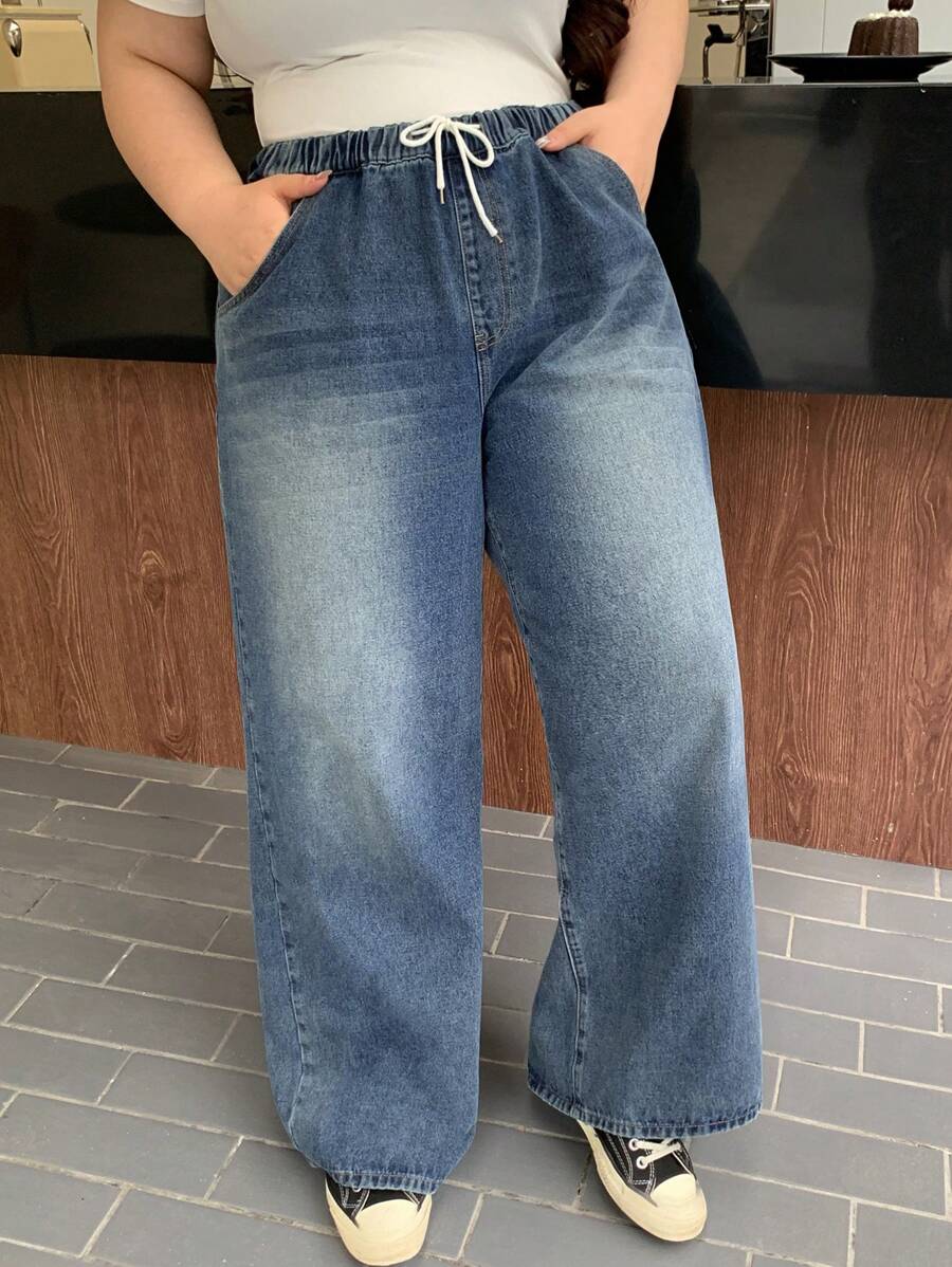 Dazy Plus Jeans de mezclilla holgados de cintura elástica con cordón, aptos para todas las estaciones, jeans anchos de talla grande - Azul lavado oscuro - Ver 1